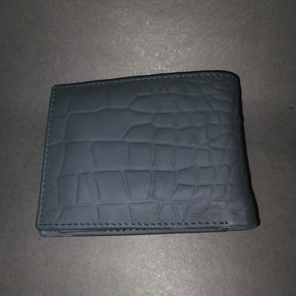 Men's Crocodile-Textured Leather Bi-Fold Wallet with ID Window