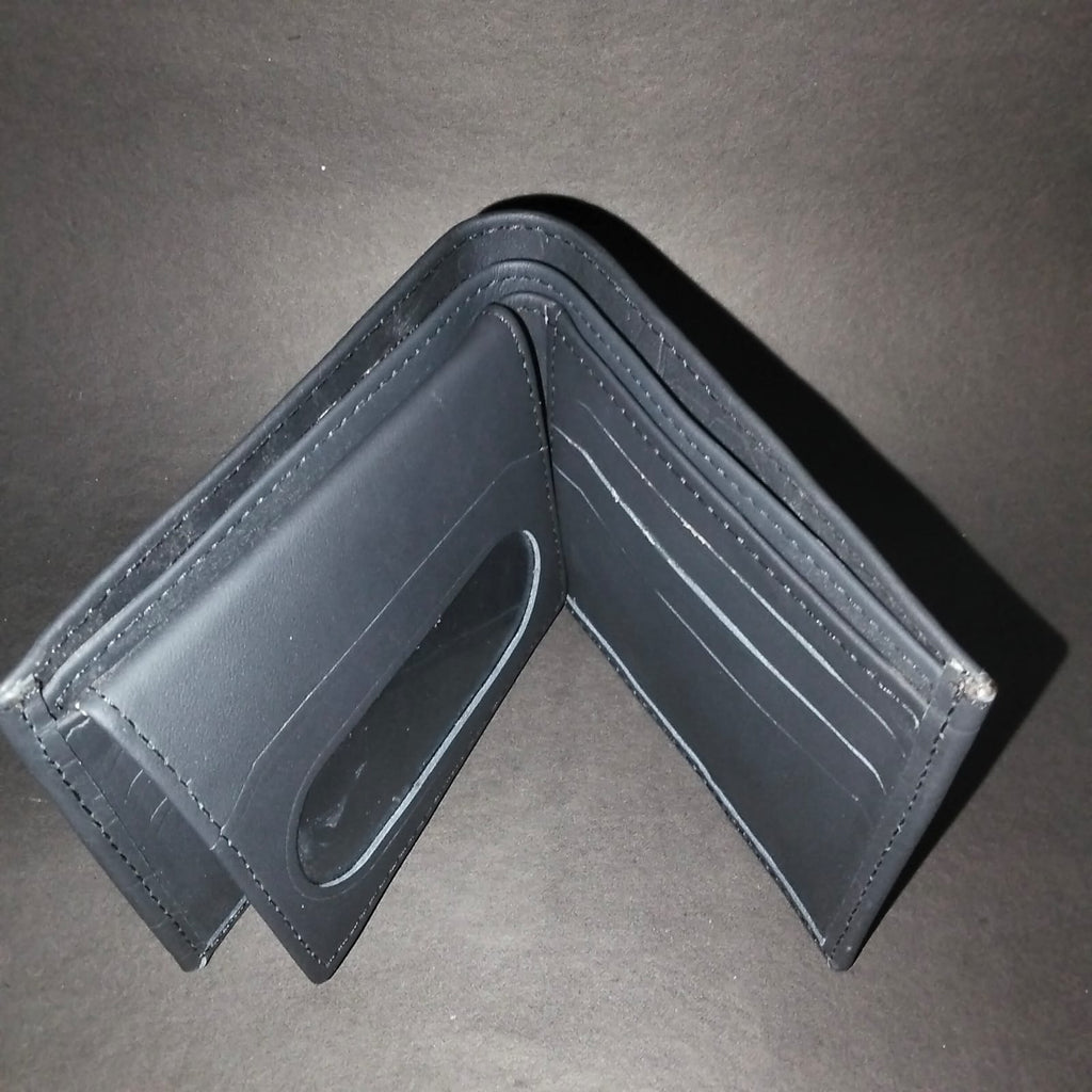 Men's Crocodile-Textured Leather Bi-Fold Wallet with ID Window